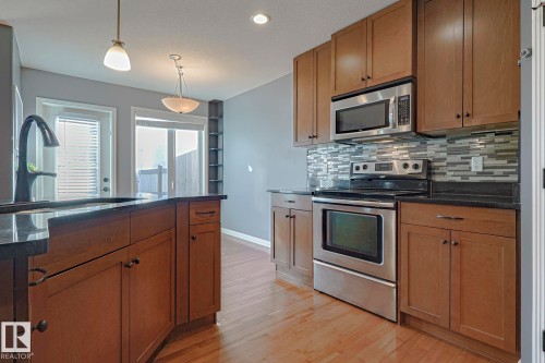 819 172 Street, Edmonton, AB - Indoor Photo Showing Kitchen