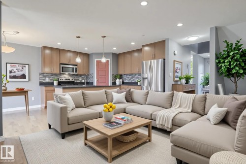 819 172 Street, Edmonton, AB - Indoor Photo Showing Living Room