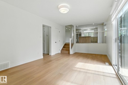 2011 89 Street, Edmonton, AB - Indoor Photo Showing Other Room