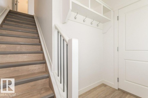 838 Daniels Way, Edmonton, AB - Indoor Photo Showing Other Room