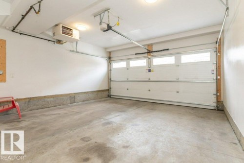 838 Daniels Way, Edmonton, AB - Indoor Photo Showing Garage