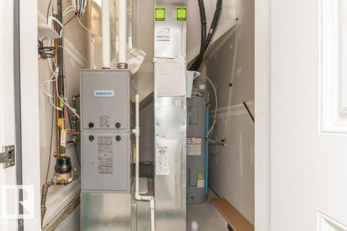 838 Daniels Way, Edmonton, AB - Indoor Photo Showing Basement