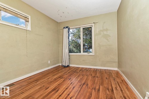 9221 110 Avenue, Edmonton, AB - Indoor Photo Showing Other Room