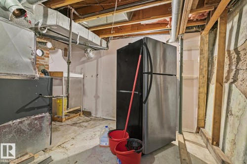 9221 110 Avenue, Edmonton, AB - Indoor Photo Showing Basement