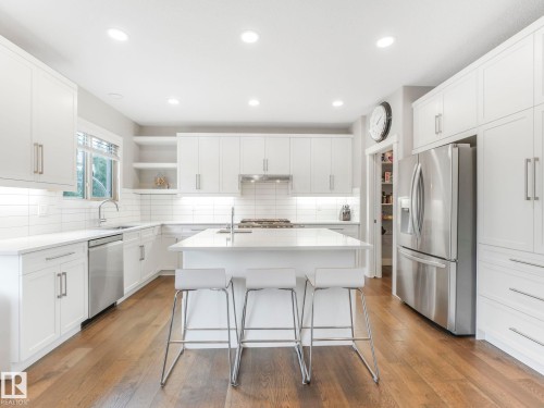 36 Nault Crescent, St. Albert, AB - Indoor Photo Showing Kitchen With Upgraded Kitchen