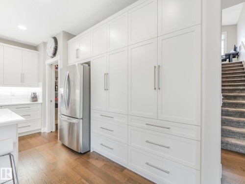 36 Nault Crescent, St. Albert, AB - Indoor Photo Showing Kitchen