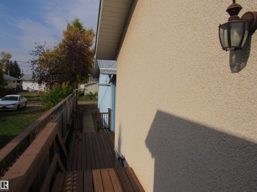 View of deck - 5016 51 Street, Barrhead, AB - Outdoor