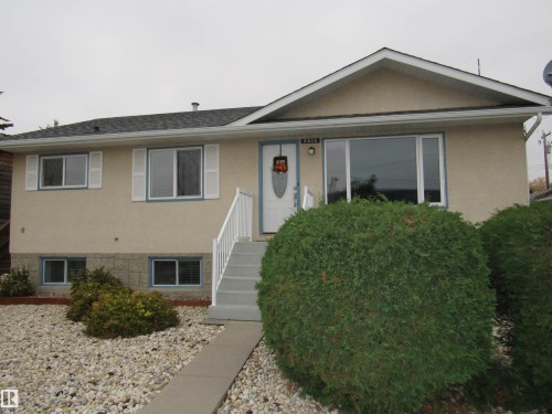 View of front of property with stucco siding - 5016 51 Street, Barrhead, AB - Outdoor