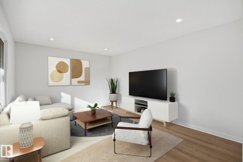 12811/12813 89 Street Nw, Edmonton, AB - Indoor Photo Showing Living Room