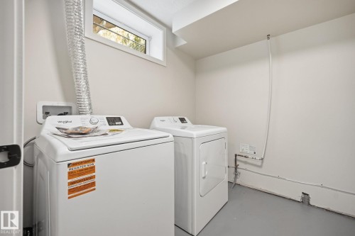 12811/12813 89 Street Nw, Edmonton, AB - Indoor Photo Showing Laundry Room