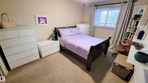206 10826 113 Street, Edmonton, AB - Indoor Photo Showing Bedroom