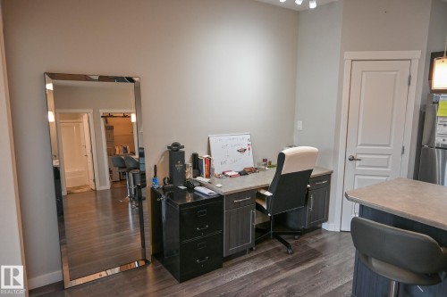 201 812 Welsh Drive, Edmonton, AB - Indoor Photo Showing Office