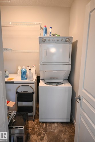 201 812 Welsh Drive, Edmonton, AB - Indoor Photo Showing Laundry Room