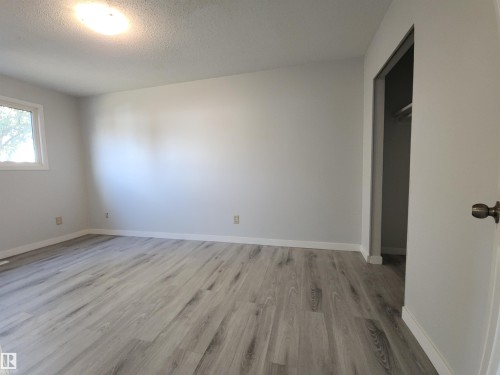 3014 132 Avenue, Edmonton, AB - Indoor Photo Showing Other Room
