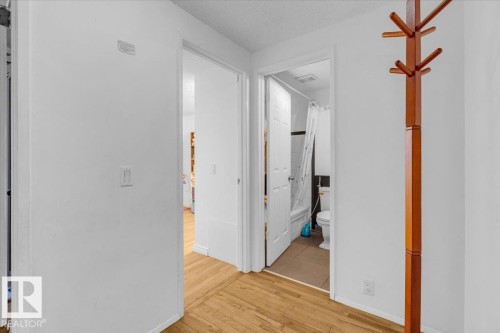 3123 138 Avenue, Edmonton, AB - Indoor Photo Showing Other Room