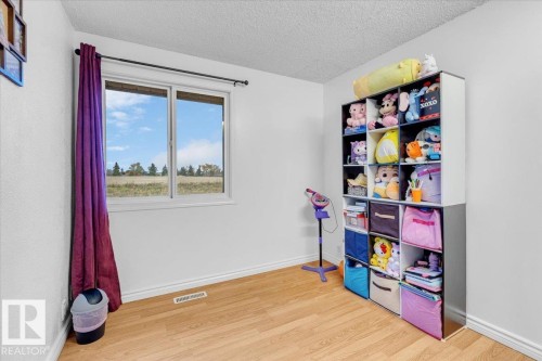 3123 138 Avenue, Edmonton, AB - Indoor
