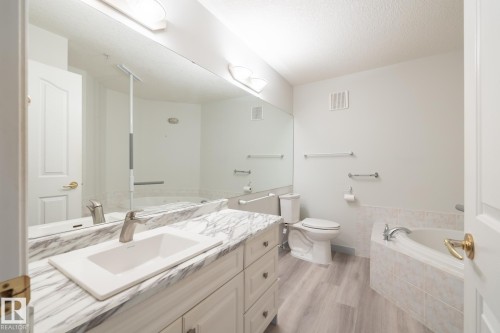 106 6703 172 Street, Edmonton, AB - Indoor Photo Showing Bathroom