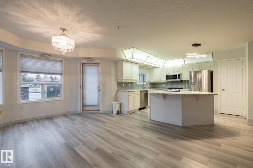 106 6703 172 Street, Edmonton, AB - Indoor Photo Showing Kitchen With Upgraded Kitchen