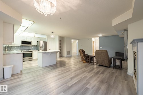 106 6703 172 Street, Edmonton, AB - Indoor Photo Showing Kitchen With Upgraded Kitchen