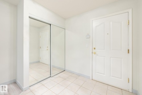 106 6703 172 Street, Edmonton, AB - Indoor Photo Showing Other Room