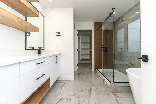 3221 Pelerin Crescent, Beaumont, AB - Indoor Photo Showing Bathroom