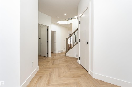 3221 Pelerin Crescent, Beaumont, AB - Indoor Photo Showing Other Room