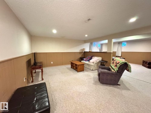 4911 46 St, Evansburg, AB - Indoor Photo Showing Basement