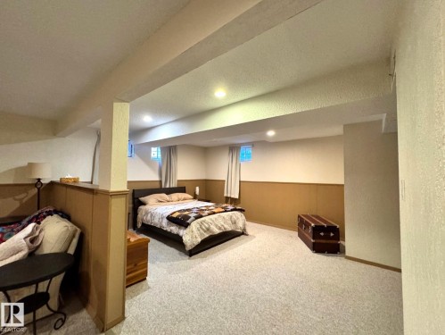 4911 46 St, Evansburg, AB - Indoor