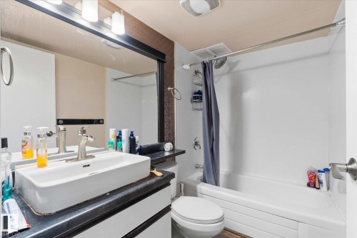 1202 10150 117 Street, Edmonton, AB - Indoor Photo Showing Bathroom