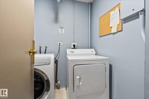 1202 10150 117 Street, Edmonton, AB - Indoor Photo Showing Laundry Room