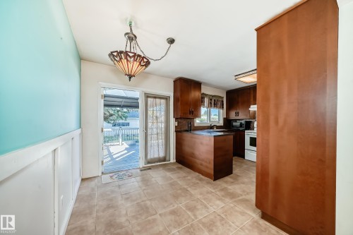 6308 144A Avenue, Edmonton, AB - Indoor