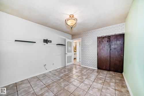 6308 144A Avenue, Edmonton, AB - Indoor Photo Showing Other Room