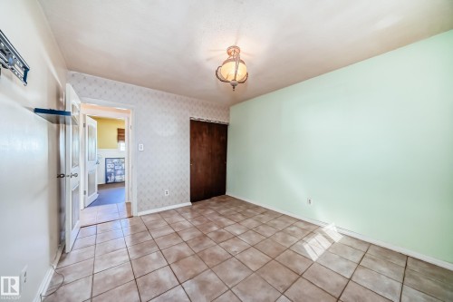 6308 144A Avenue, Edmonton, AB - Indoor Photo Showing Other Room