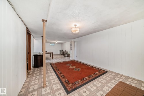 6308 144A Avenue, Edmonton, AB - Indoor Photo Showing Other Room
