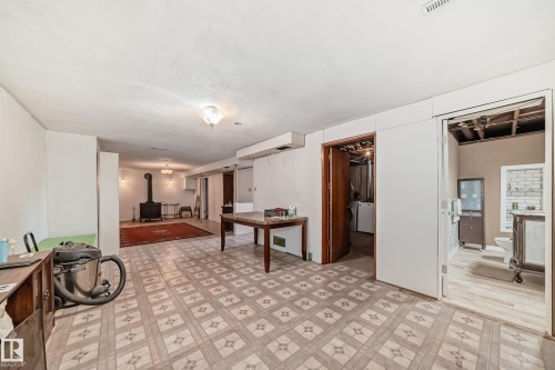 6308 144A Avenue, Edmonton, AB - Indoor Photo Showing Other Room
