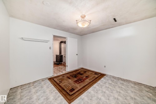 6308 144A Avenue, Edmonton, AB - Indoor Photo Showing Other Room