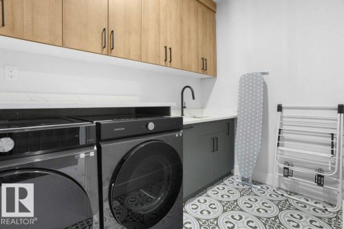 5104 Woolsey Link, Edmonton, AB - Indoor Photo Showing Laundry Room