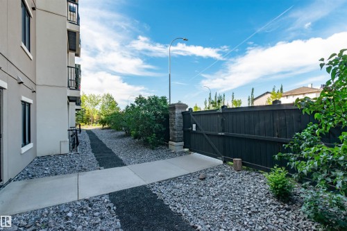140 6079 Maynard Way, Edmonton, AB - Outdoor