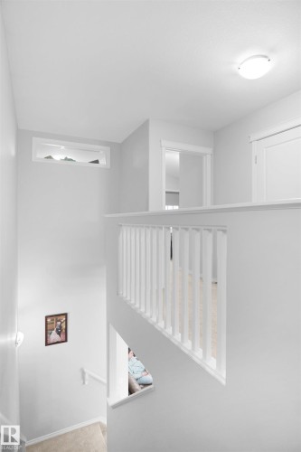 4203 Orchards Drive, Edmonton, AB - Indoor Photo Showing Other Room