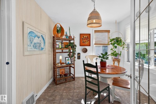 12315 103 Street, Edmonton, AB - Indoor