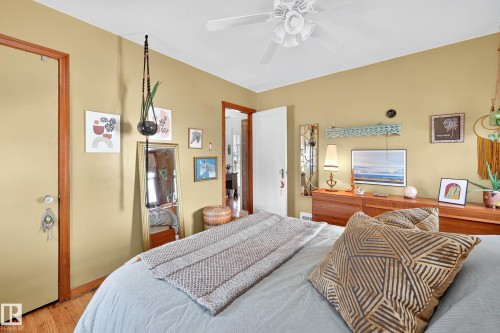 12315 103 Street, Edmonton, AB - Indoor Photo Showing Bedroom