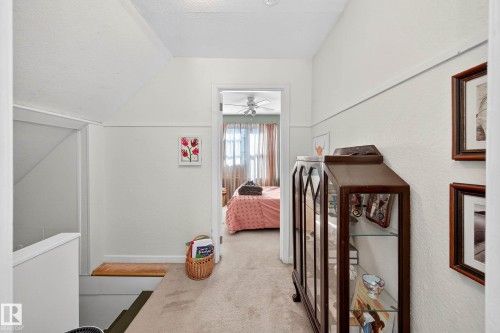 12315 103 Street, Edmonton, AB - Indoor Photo Showing Other Room
