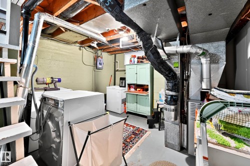 12315 103 Street, Edmonton, AB - Indoor Photo Showing Laundry Room