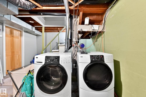 12315 103 Street, Edmonton, AB - Indoor Photo Showing Laundry Room