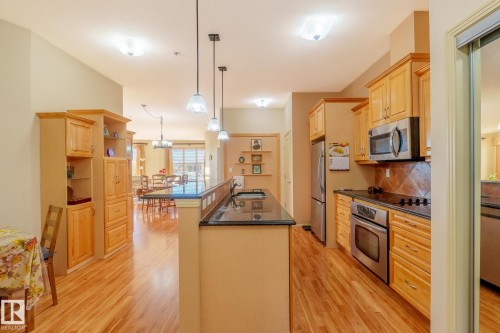 449 4827 104A Street, Edmonton, AB - Indoor Photo Showing Kitchen