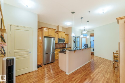 449 4827 104A Street, Edmonton, AB - Indoor Photo Showing Kitchen With Stainless Steel Kitchen