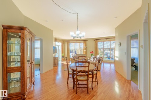449 4827 104A Street, Edmonton, AB - Indoor Photo Showing Dining Room