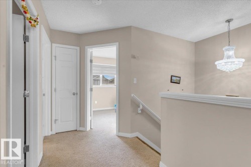 5516 5 Avenue, Edmonton, AB - Indoor Photo Showing Other Room