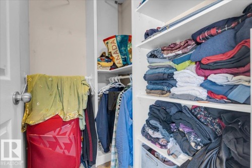 5516 5 Avenue, Edmonton, AB - Indoor With Storage