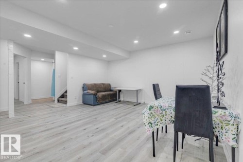 5516 5 Avenue, Edmonton, AB - Indoor